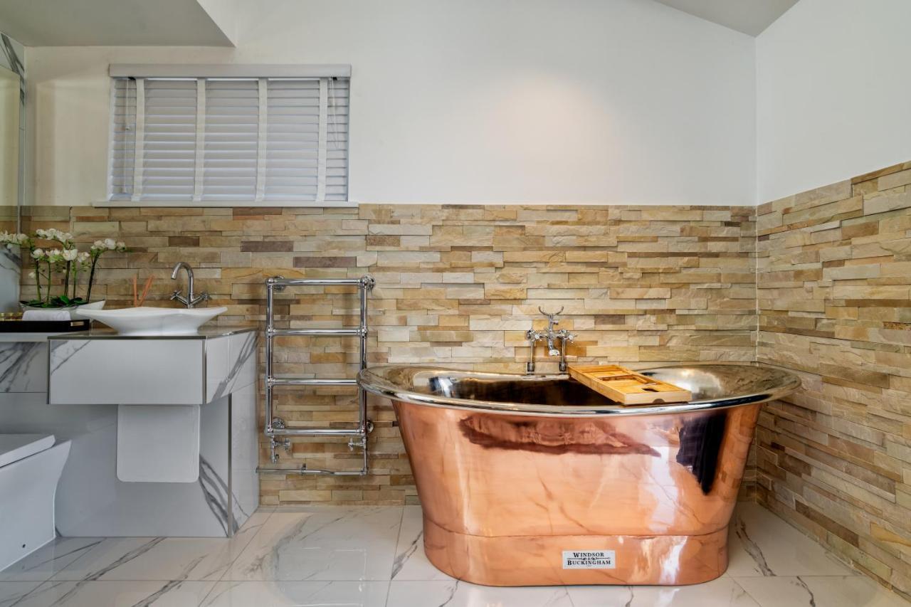 Relax In Super Size Copper Tub - 2 Bedroom Villa Инвернесс Экстерьер фото